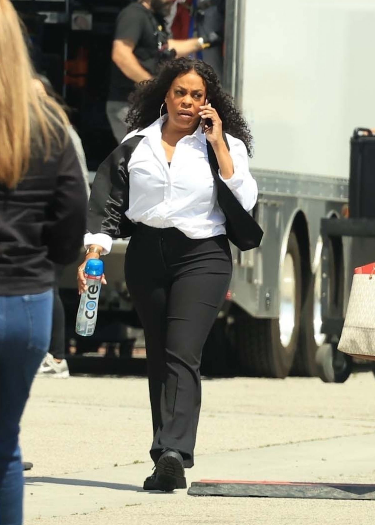 Niecy Nash Takes a Break on the Set of Grotesquerie in Los Angeles