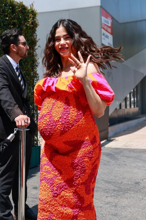 Pregnant Jenna Dewan Arrives at Jeremy Scott‚Äôs Cybex Launch Party in West Hollywood 5