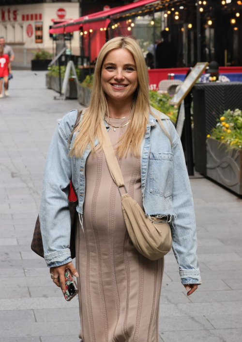 Pregnant Sian Welby Arrives at Capital Breakfast in London 2