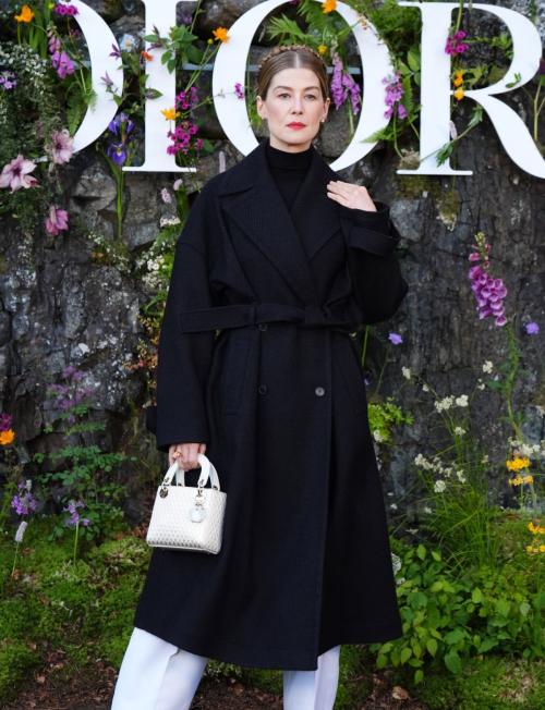 Rosamund Pike at Dior Cruise 2025 Fashion Show in Crieff 1