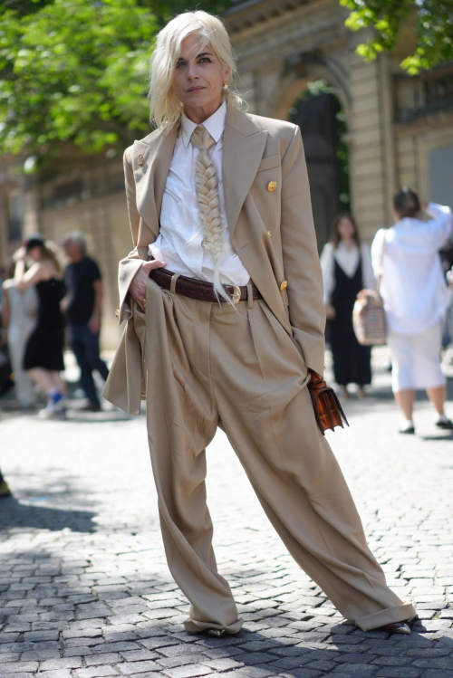 Selma Blair at Schiaparelli Show in Paris 4