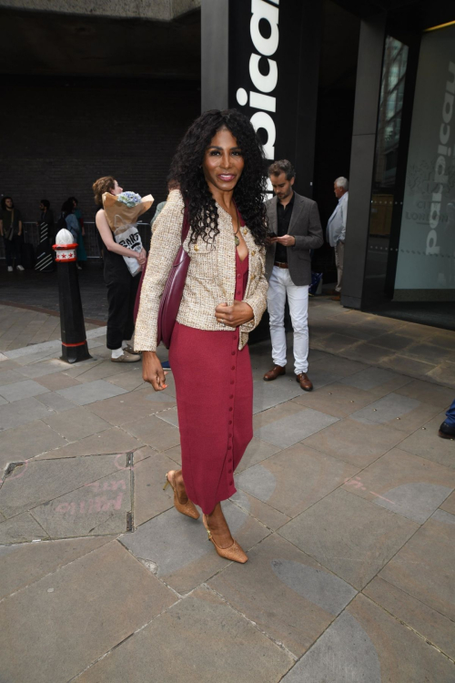 Sinitta Arrives at Kiss Me Kate Press Night in London 2