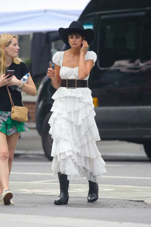 Taylor Hill Shooting a Video in Washington Square Park in New York 5