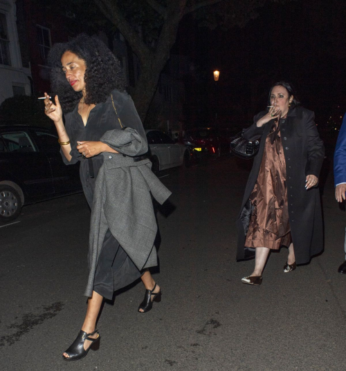 Taylor Swift, Lena Dunham, and Este and Danielle Haim Arrive at Casa Cruz in Notting Hill 2