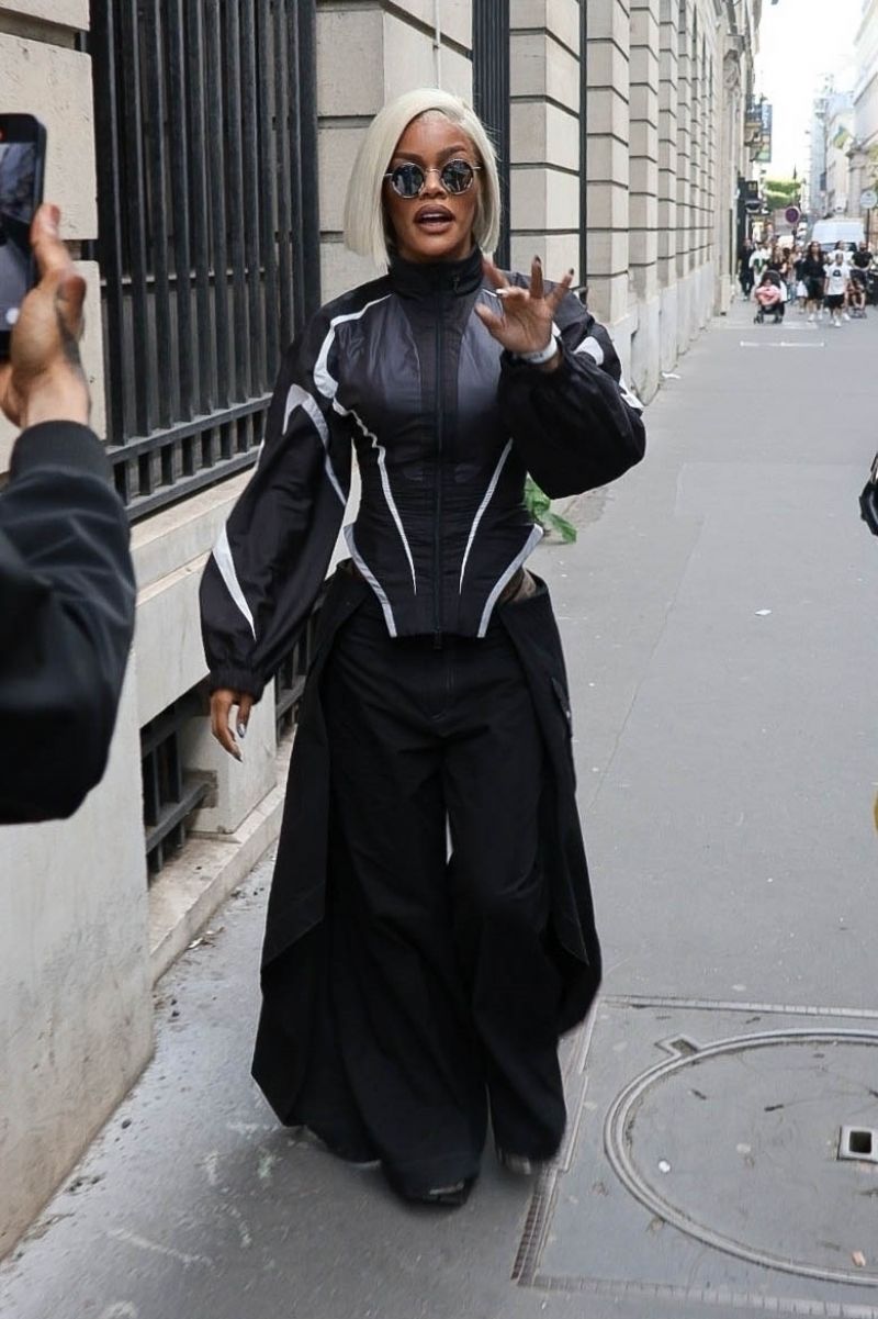 Teyana Taylor Arrives at Vogue World: Paris at Place Vendome