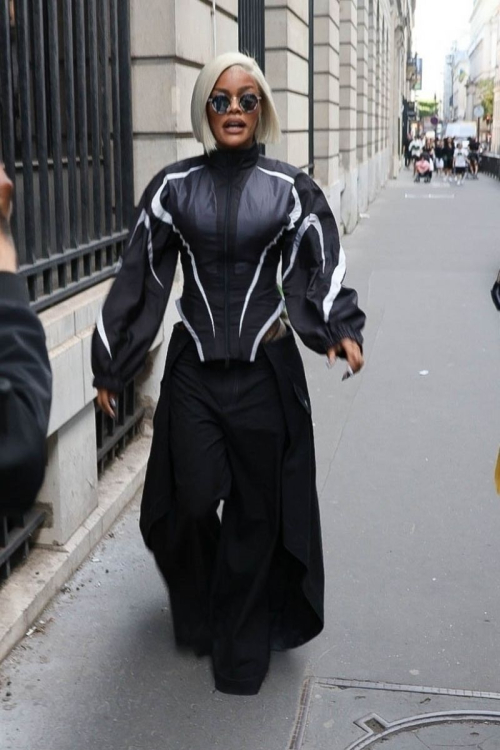 Teyana Taylor Arrives at Vogue World: Paris at Place Vendome 1