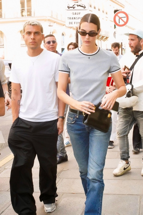 Vittoria Ceretti Out with a Friend at Paris Fashion Week 6