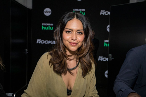 Alyssa Diaz at The Rookie Autograph Signing in San Diego 2