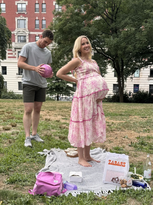 Anna Camp and Pete Ploszek on the Set of YOU in Central Park New York