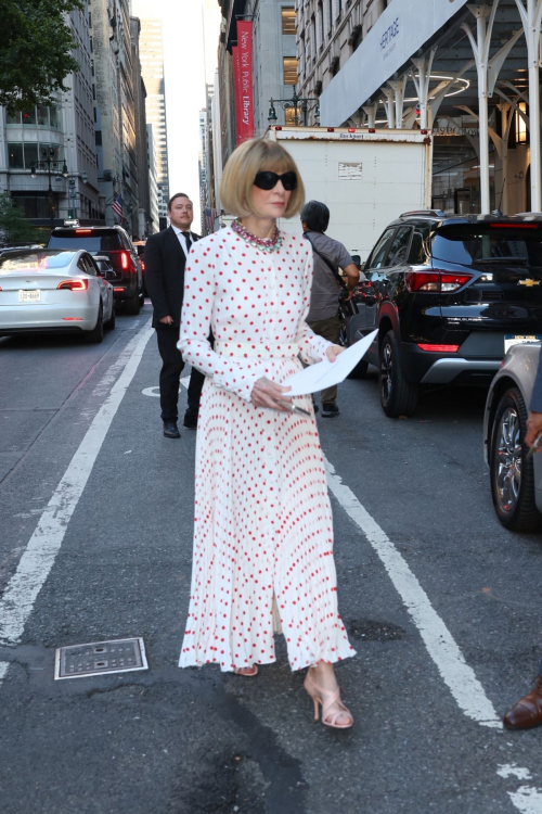 Anna Wintour Marc Jacobs Fashion Show New York 6