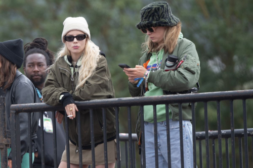 Anya Taylor-Joy Cara Delevingne Glastonbury Festival 2024 4