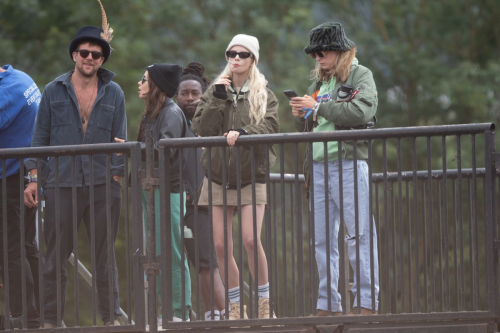 Anya Taylor-Joy Cara Delevingne Glastonbury Festival 2024 5