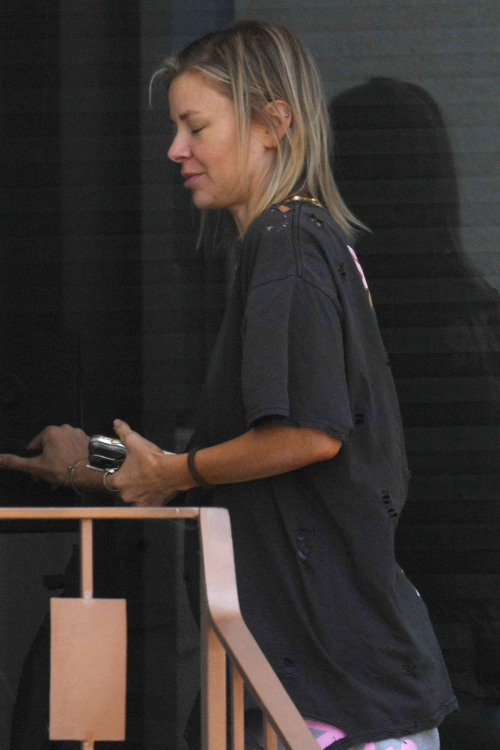 Ariana Madix Goes Completely Make-up Free After Admitting to Facial Cosmetic Surgery 4