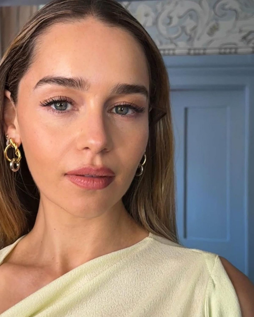 Emilia Clarke at a Photoshoot 1