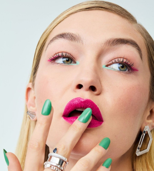 Gigi Hadid for Maybelline’s Super Stay Matte & Vinyl Ink Campaign 4