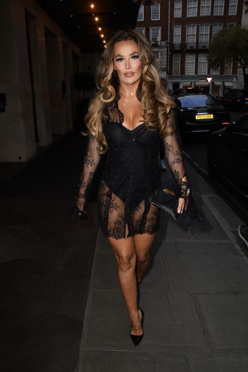 Harriet Blackmore Flaunts her Legs in Short Dress at Mayfair Hotel in London, July 2024 1