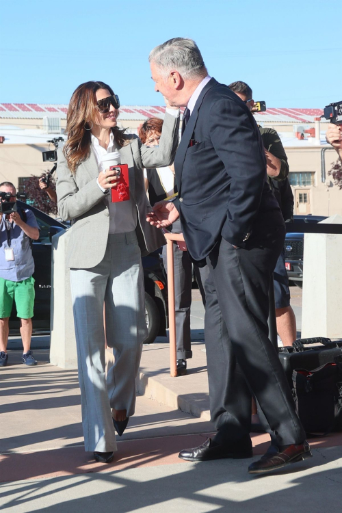 Hilaria and Alec Baldwin Arrives at Court Santa Fe New Mexico 6