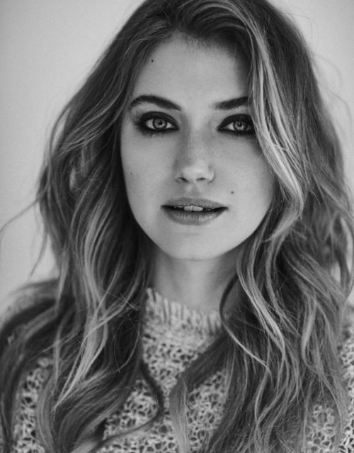 Imogen Poots at a Photoshoot 2015 Throwback Photos 1