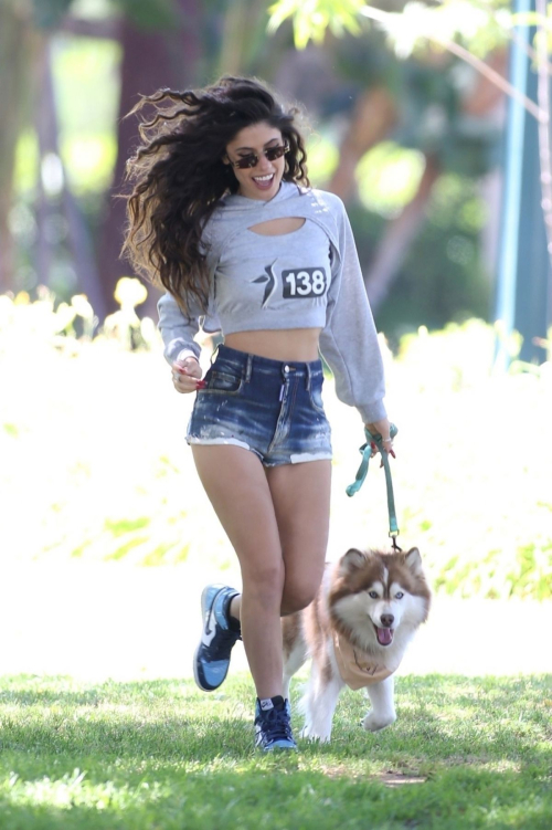 Ines Trocchia Out with Her Dog at a Park Beverly Hills 8