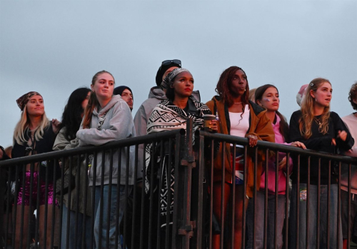 Janelle Monae and Mary McCartney Watching SZA Live Glastonbury 1