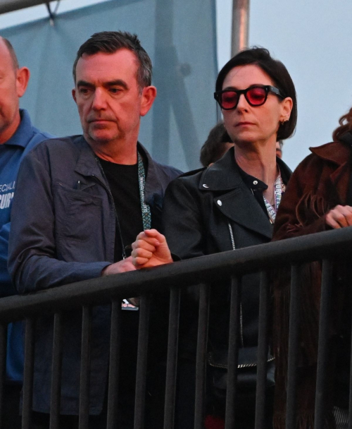 Janelle Monae and Mary McCartney Watching SZA Live Glastonbury 6