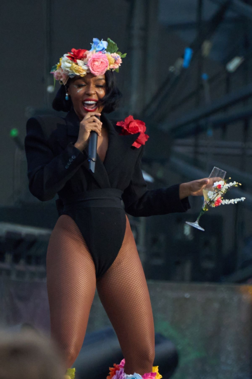 Janelle Monae Performs at Coldplayís Music of the Spheres World Tour Opening Show Rome 3