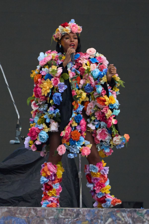 Janelle Monae Performs at Coldplayís Music of the Spheres World Tour Opening Show Rome 4