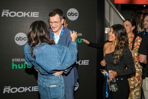 Jenna Dewan at The Rookie Autograph Signing in San Diego 1