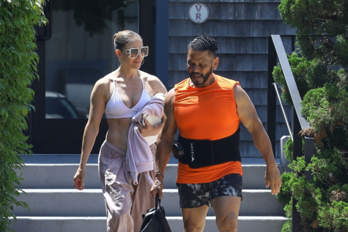 Jennifer Lopez Leaves Equinox Gym in Bridgehampton in New York 1