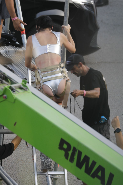 Katy Perry on the Set of Her New Music Video in Barcelona 5