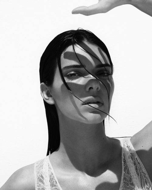 Kendall Jenner Photoshoot for Vogue Summer Magazine, May 2024 Issue 5