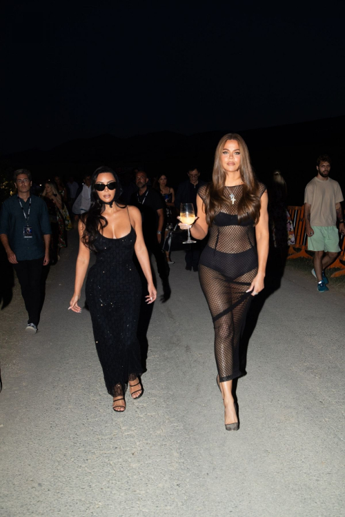 Kim and Khloe Kardashian Arrives at Teatro del Silenzio for Andrea Bocelli