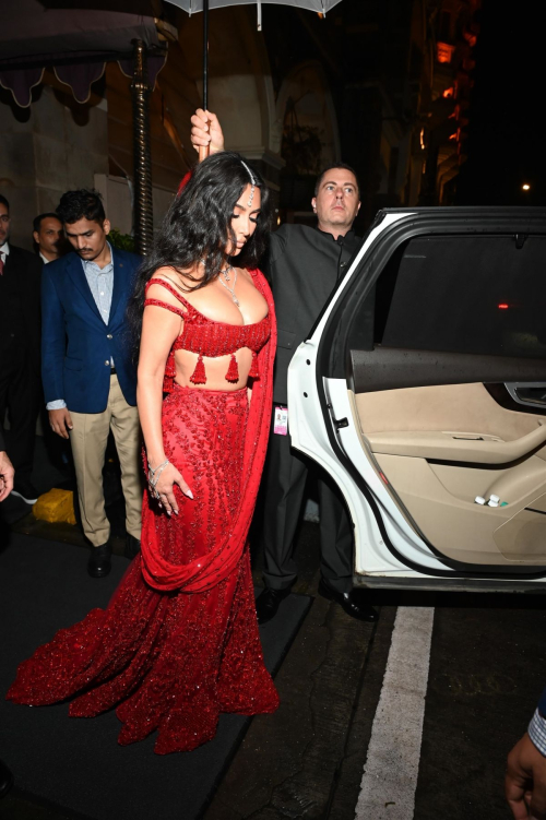 Kim Kardashian in a Red Dress Arrives at Anant Ambanis Wedding Mumbai 4