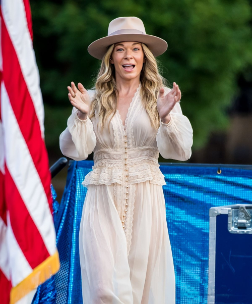 LeAnn Rimes Performs at Salute to Service: The United States Army Field Band in Philadelphia