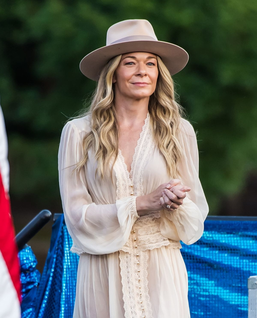 LeAnn Rimes Performs at Salute to Service: The United States Army Field Band in Philadelphia 6