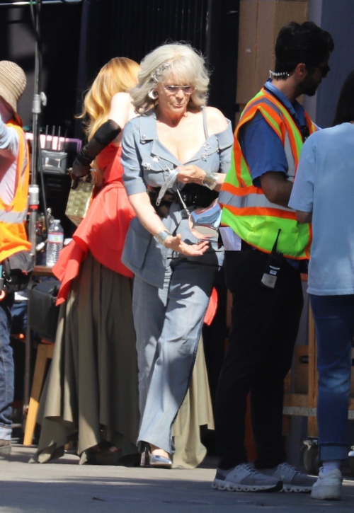 Lindsay Lohan and Jamie Lee Curtis on the Set of Freaky Friday 2 in Hollywood 3