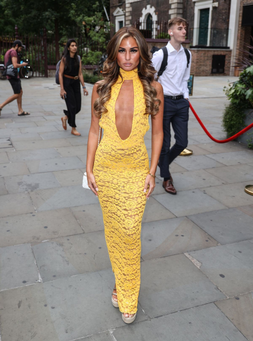 Lola DeLuca Arrives at St. Moriz Summer Party at Jin Bo Law in London 2