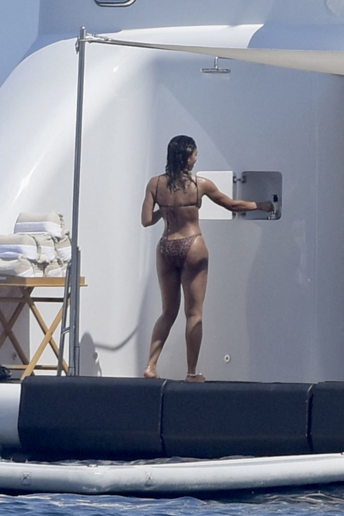 Lori Harvey in Bikini on a Luxury Yacht in Saint Tropez 7