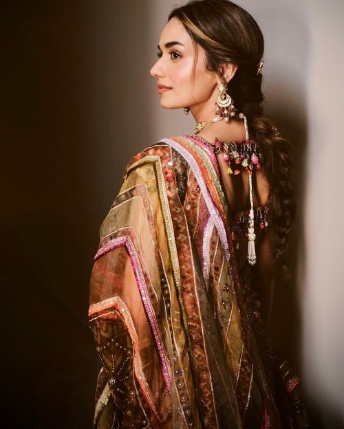 Manushi Chhillar wears Tarun Tahiliani Gota mirror work and sequin embroidered lehenga, July 2024 3