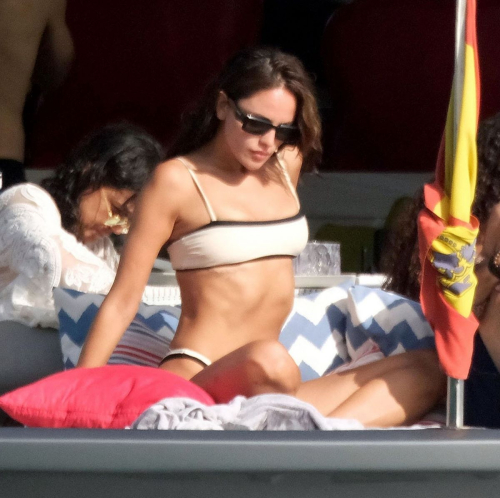 Naomi Campbell Michelle Rodriguez Eiza Gonzalez and Afef Jnifen in Bikinis on Holiday Ibiza 14