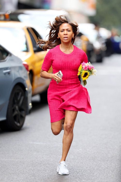 Nicole Beharie Filming Scenes for The Morning Show Next to Madison Square Park in New York 4