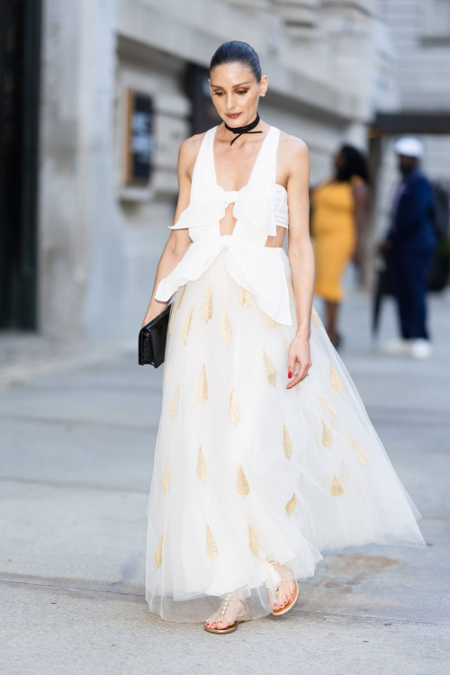 Olivia Palermo at a Photoshoot in New York