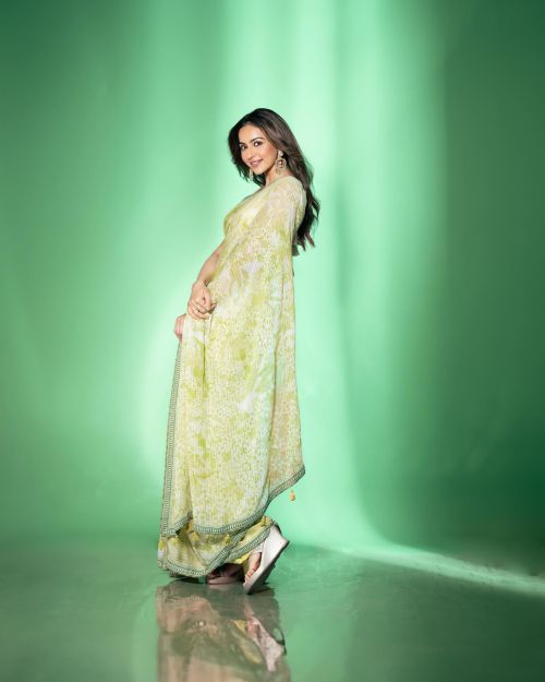 Rakul Preet Singh in a Light Green Saree Photoshoot, July 2024 5