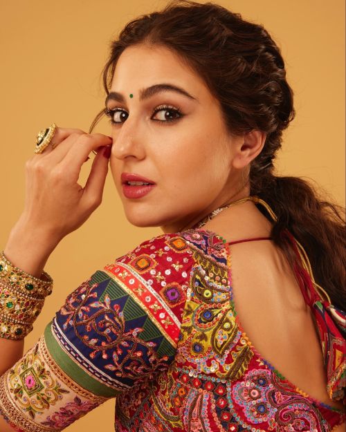 Sara Ali Khan Wears Mayyur Girotra for Ambani Mehendi-Haldi Ceremony, July 2024 1