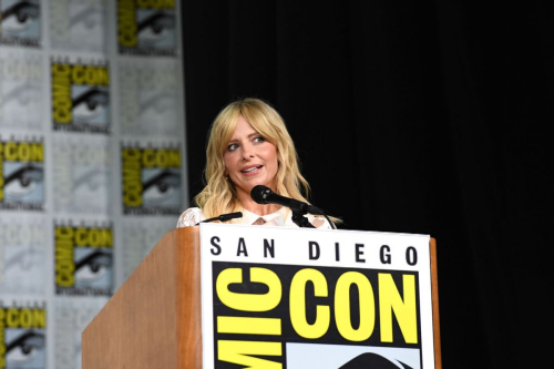 Sarah Michelle Gellar at Dexter: Original Sin Panel at San Diego Comic-Con 1