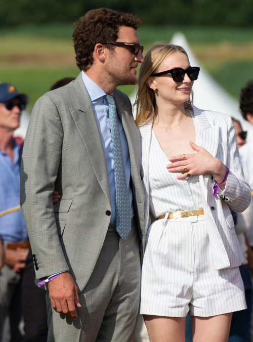 Sophie Turner Awarded Prizes at Cowdray Park Gold Cup in Midhurst 1