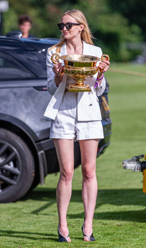 Sophie Turner Awarded Prizes at Cowdray Park Gold Cup in Midhurst 4