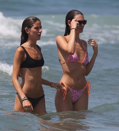 Vittoria Ceretti with Her Friend in Bikinis at Santa Maria Beach in Forte dei Marmi, July 2024 5