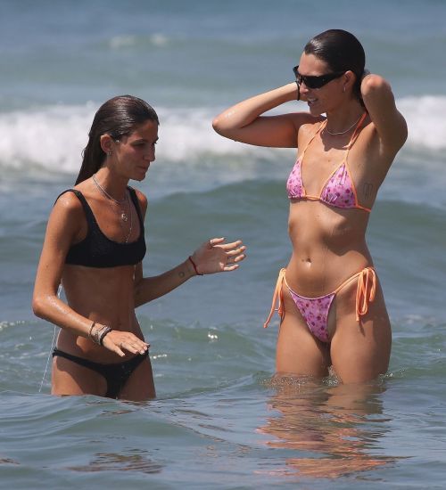 Vittoria Ceretti with Her Friend in Bikinis at Santa Maria Beach in Forte dei Marmi, July 2024 4