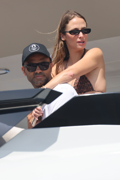 Agathe Teyssier and Tony Parker at Yacht in Saint-Tropez 5